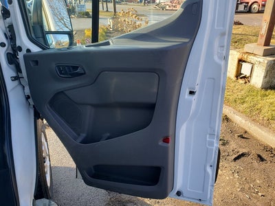 2022 Ford Transit-250 Base