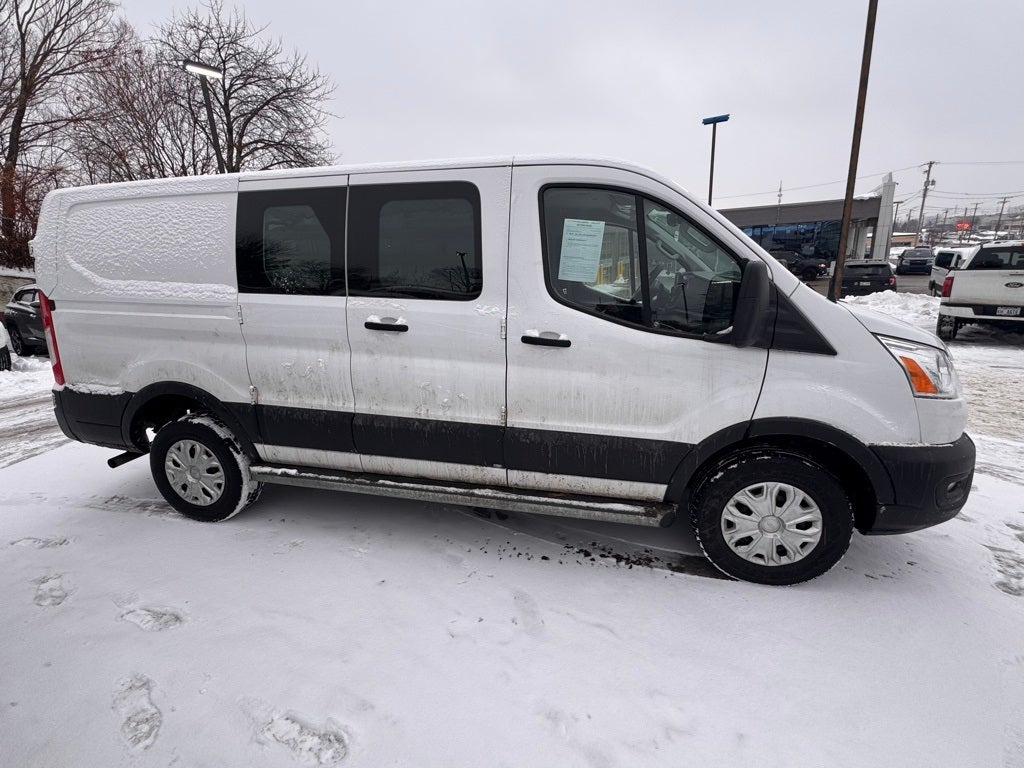 2022 Ford Transit-250 Base