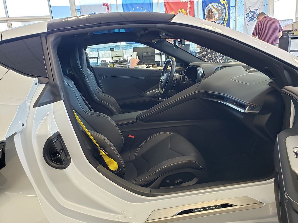 2023 Chevrolet Corvette Stingray w/1LT