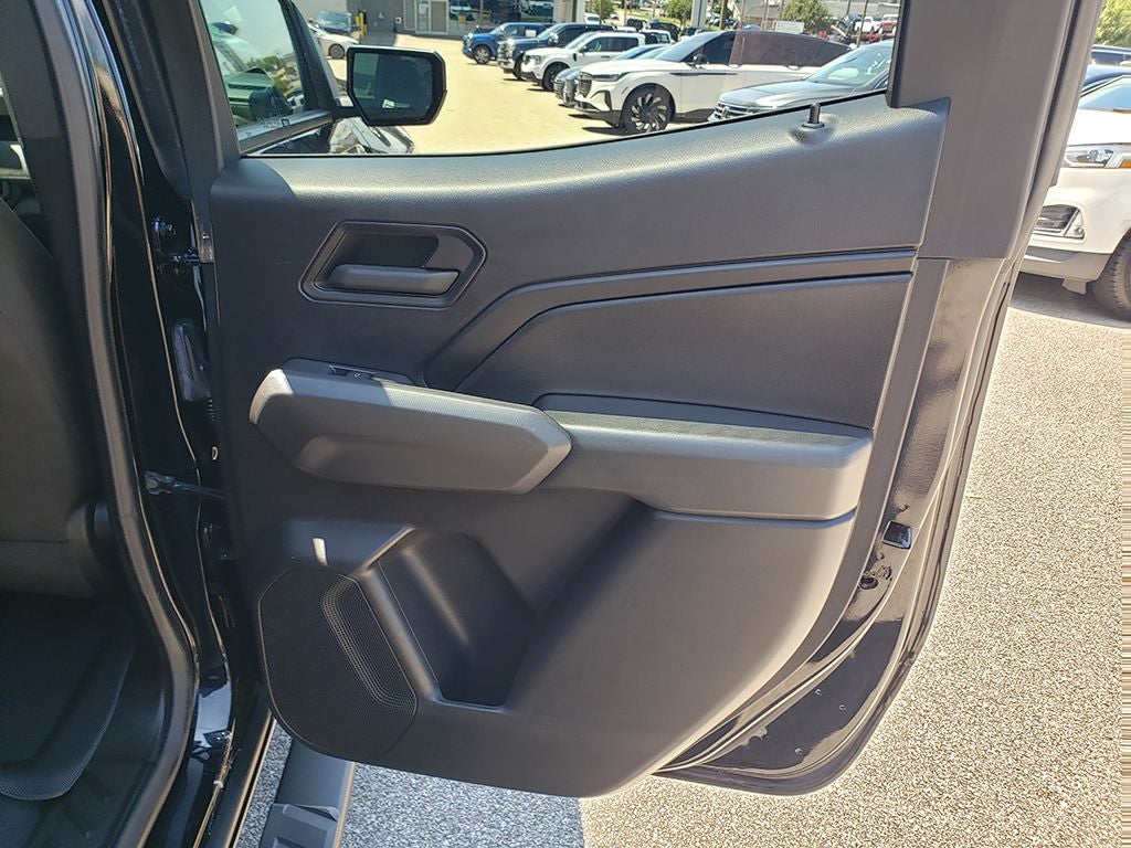 2024 Chevrolet Colorado WT