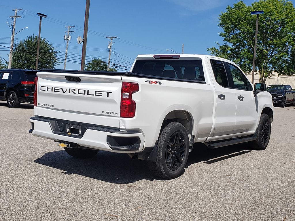 2023 Chevrolet Silverado 1500 Custom