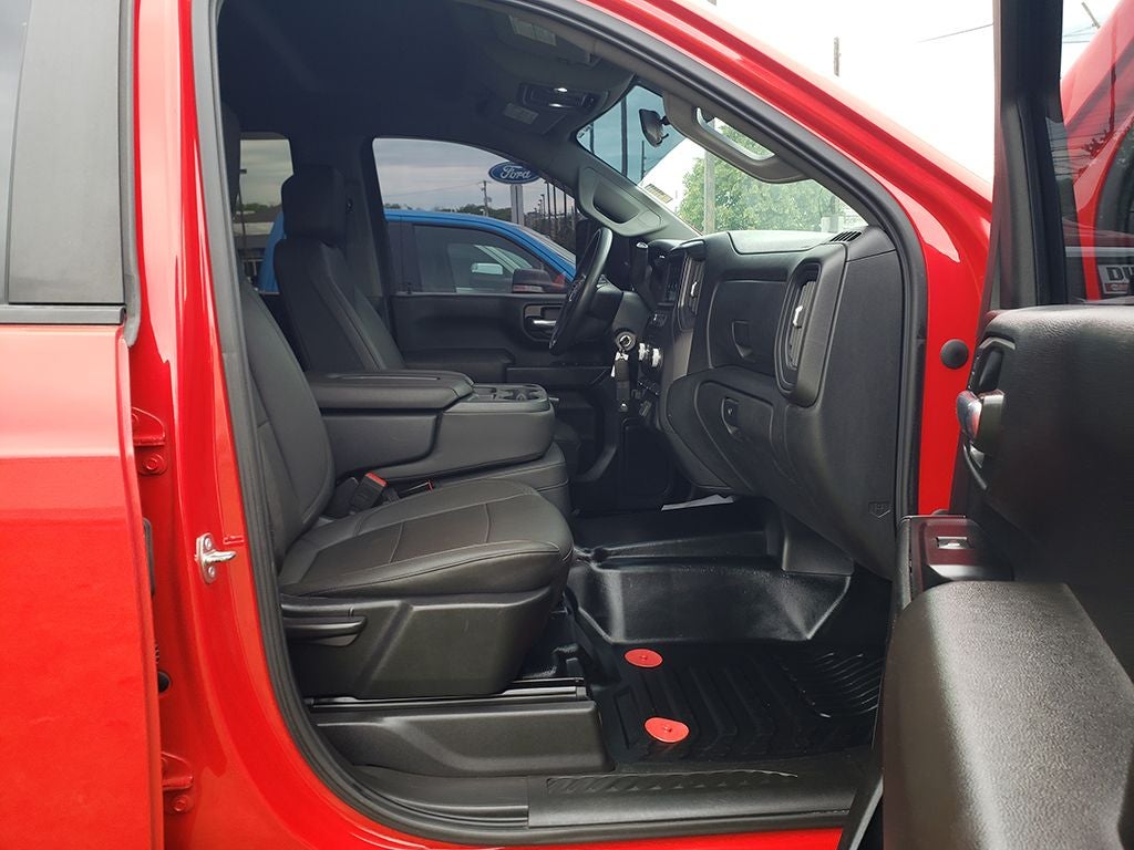 2023 GMC Sierra 3500HD Chassis Cab Pro