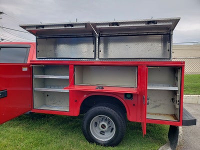 2023 GMC Sierra 3500HD Chassis Cab Pro