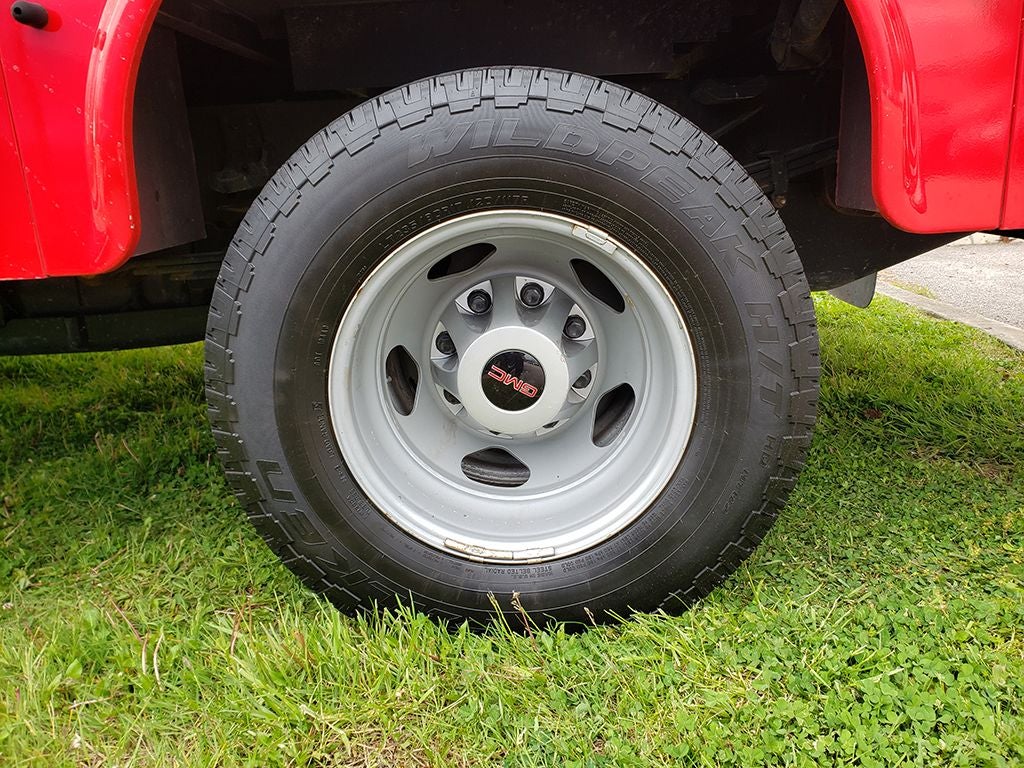 2023 GMC Sierra 3500HD Chassis Cab Pro
