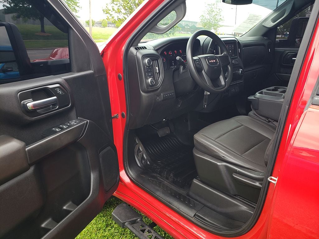 2023 GMC Sierra 3500HD Chassis Cab Pro