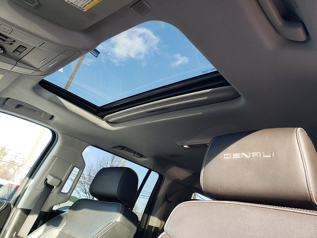 2020 GMC Yukon XL Denali