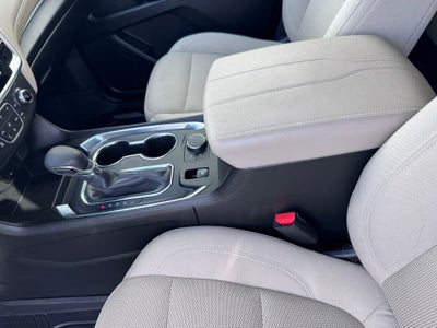 2023 Chevrolet Traverse LS w/1LS