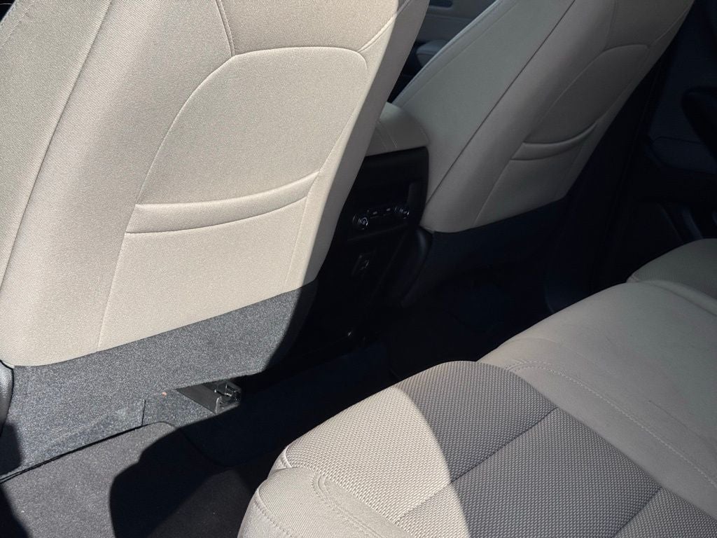 2023 Chevrolet Traverse LS w/1LS
