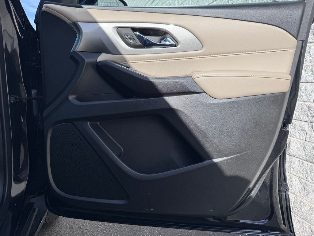 2023 Chevrolet Traverse LS w/1LS