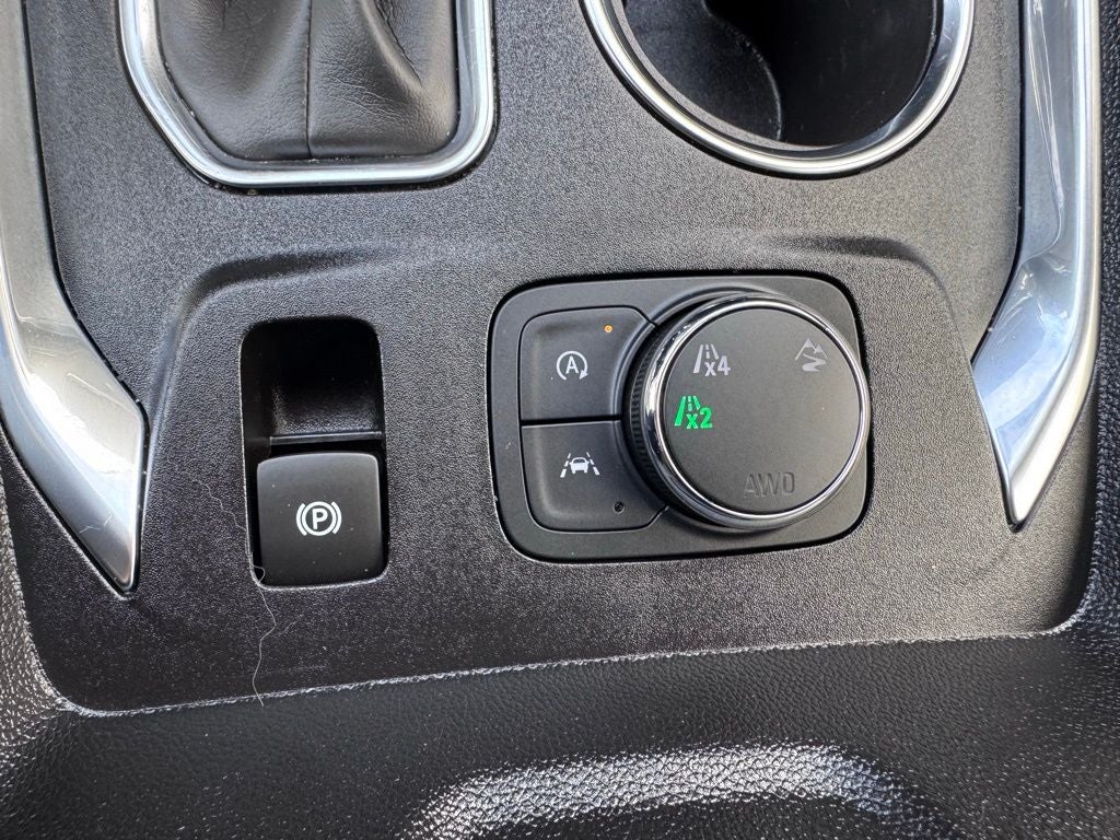 2023 Chevrolet Traverse LS w/1LS