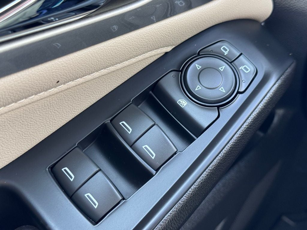 2023 Chevrolet Traverse LS w/1LS