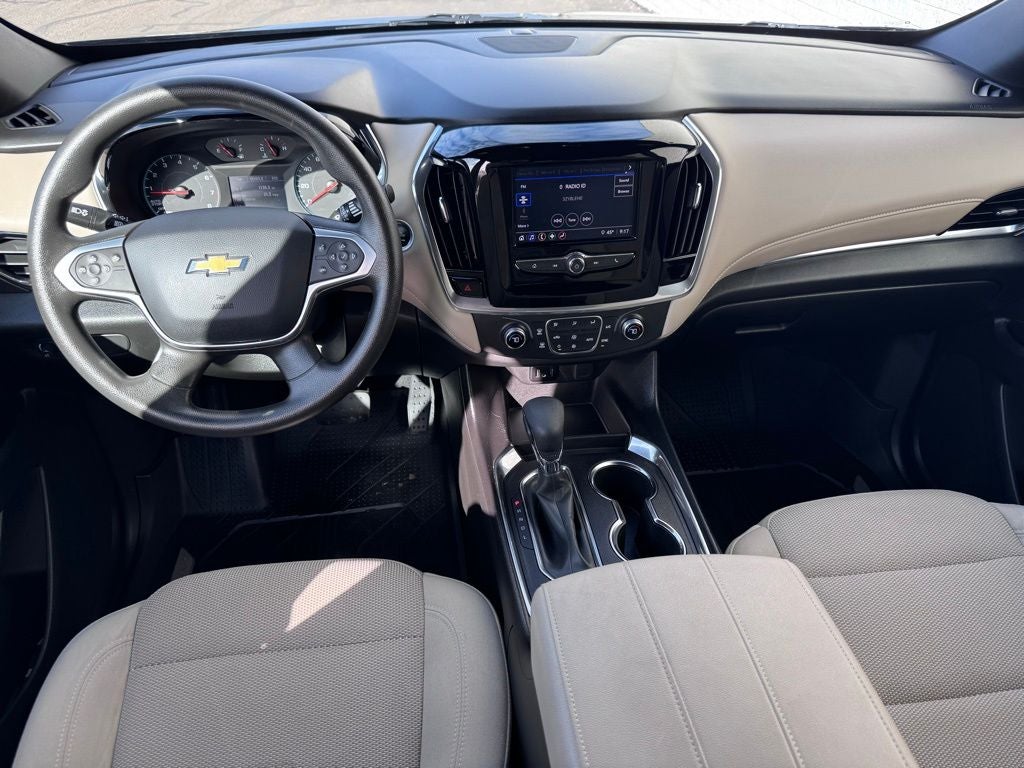 2023 Chevrolet Traverse LS w/1LS