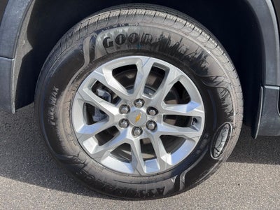 2023 Chevrolet Traverse LS w/1LS