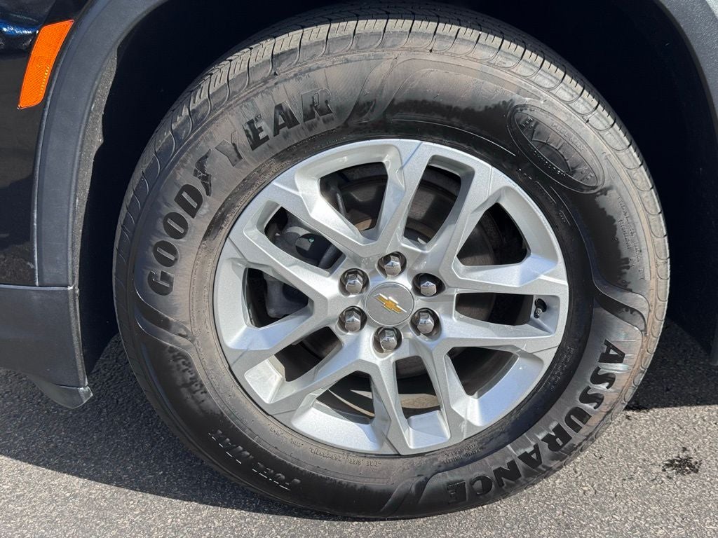 2023 Chevrolet Traverse LS w/1LS