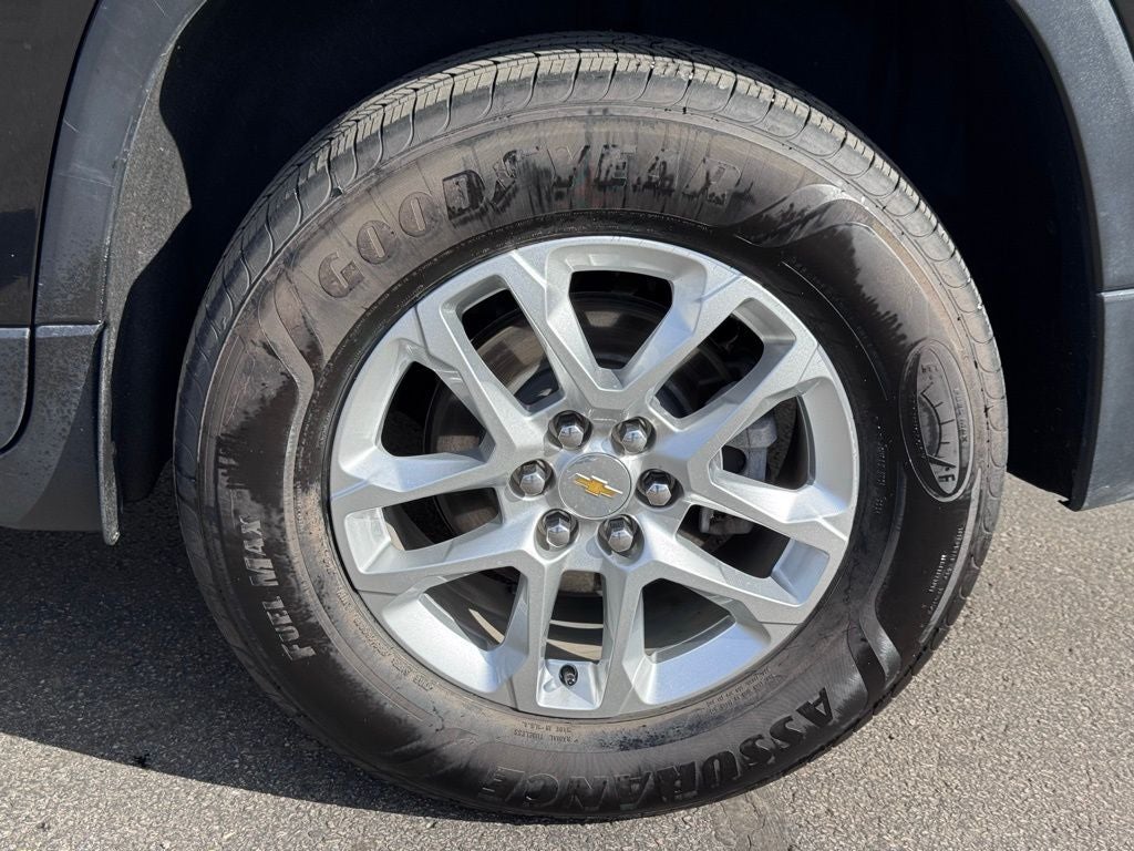 2023 Chevrolet Traverse LS w/1LS