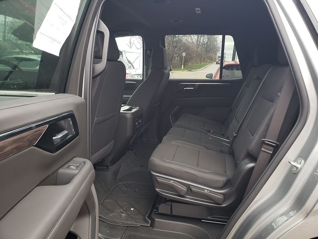 2025 Chevrolet Tahoe LS