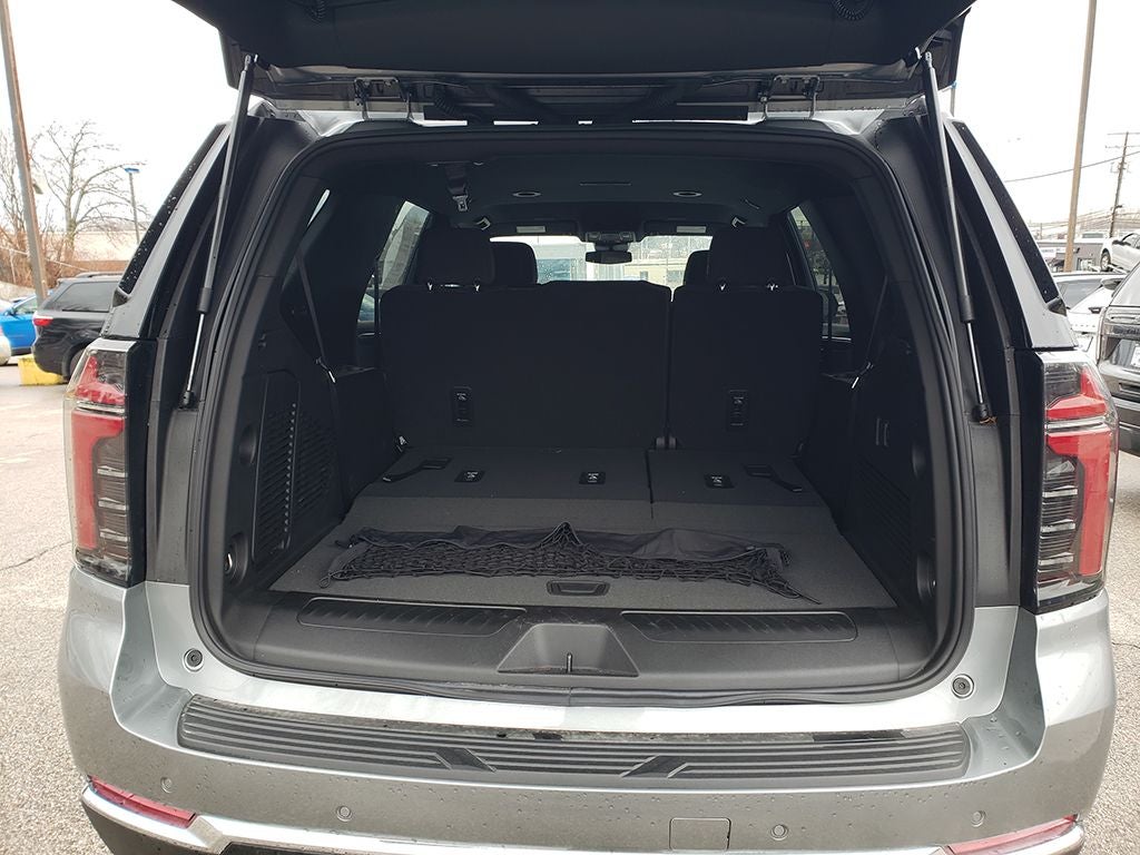 2025 Chevrolet Tahoe LS