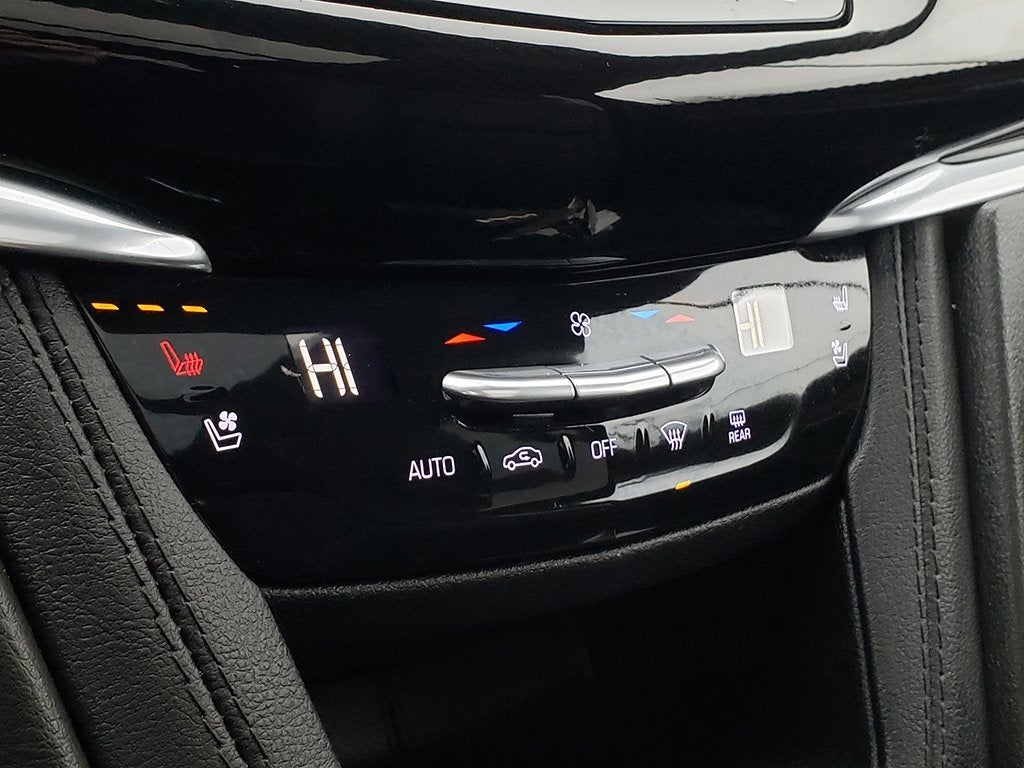 2023 Cadillac XT6 Sport