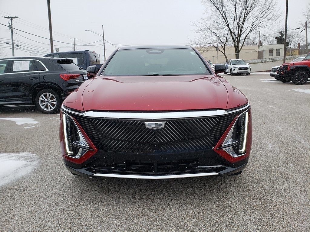 Used 2024 Cadillac LYRIQ Luxury 3 with VIN 1GYKPSRL3RZ139264 for sale in Parma, OH