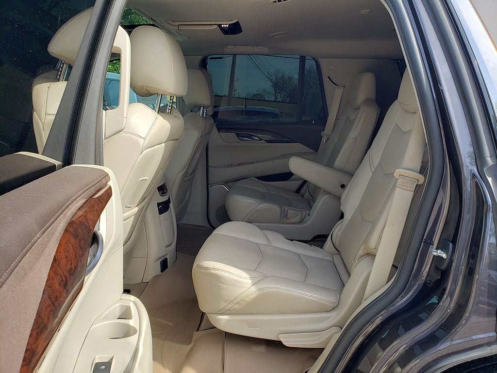 2015 Cadillac Escalade Luxury