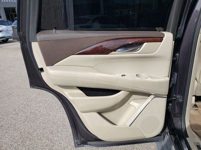 2015 Cadillac Escalade Luxury