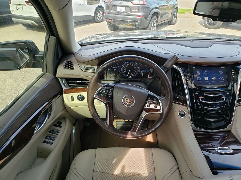 2015 Cadillac Escalade Luxury