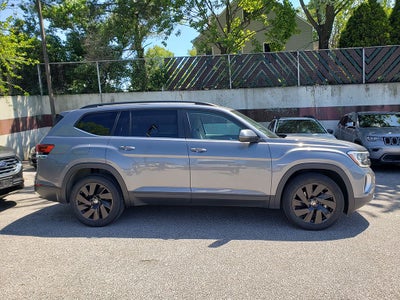 2024 Volkswagen Atlas 2.0T SE