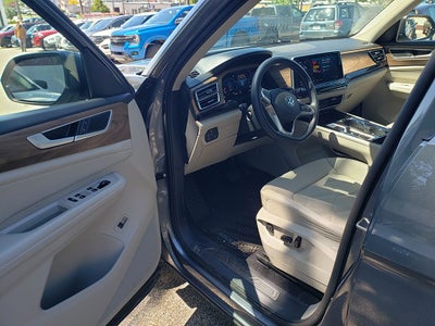 2024 Volkswagen Atlas 2.0T SE