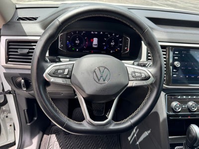2022 Volkswagen Atlas 2.0T SE w/Technology