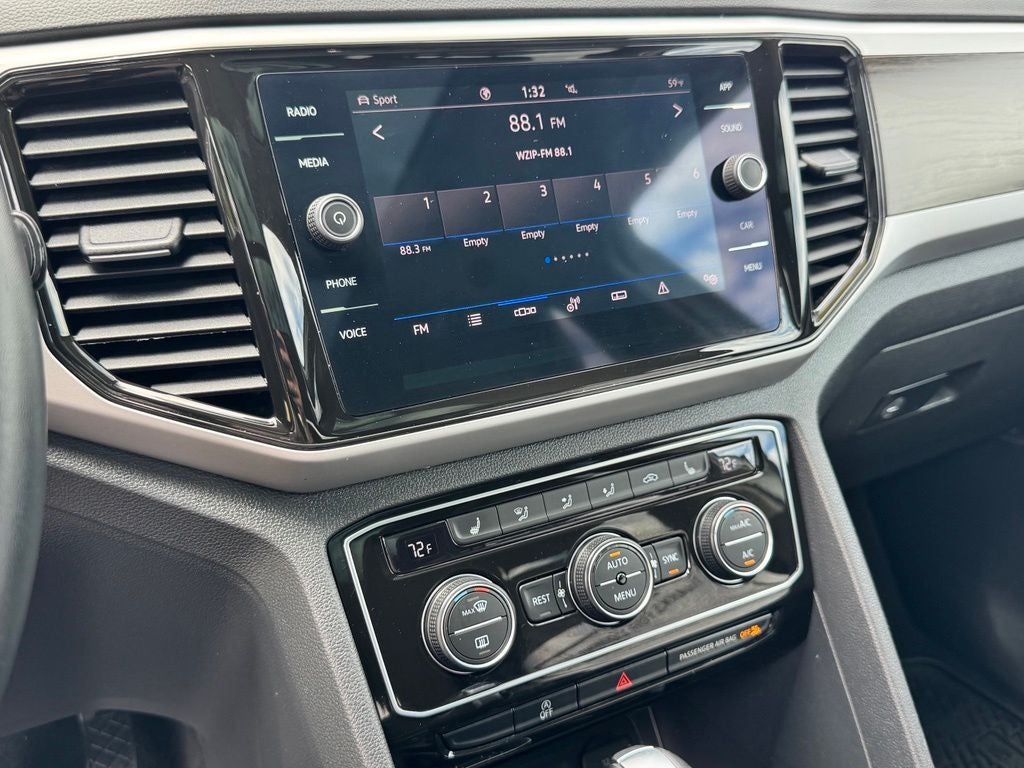 2022 Volkswagen Atlas 2.0T SE w/Technology