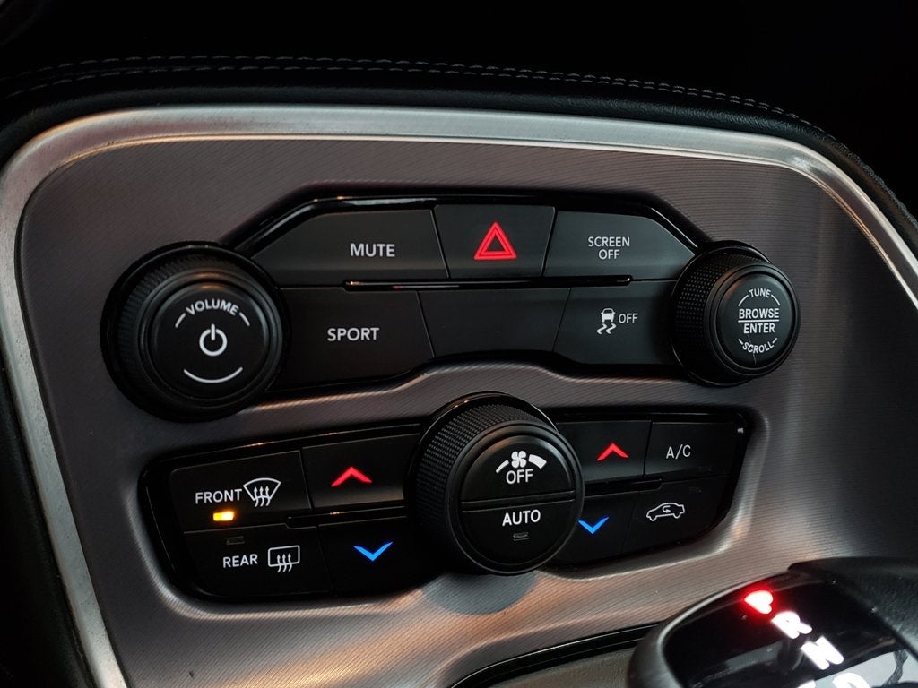 2019 Dodge Challenger SXT