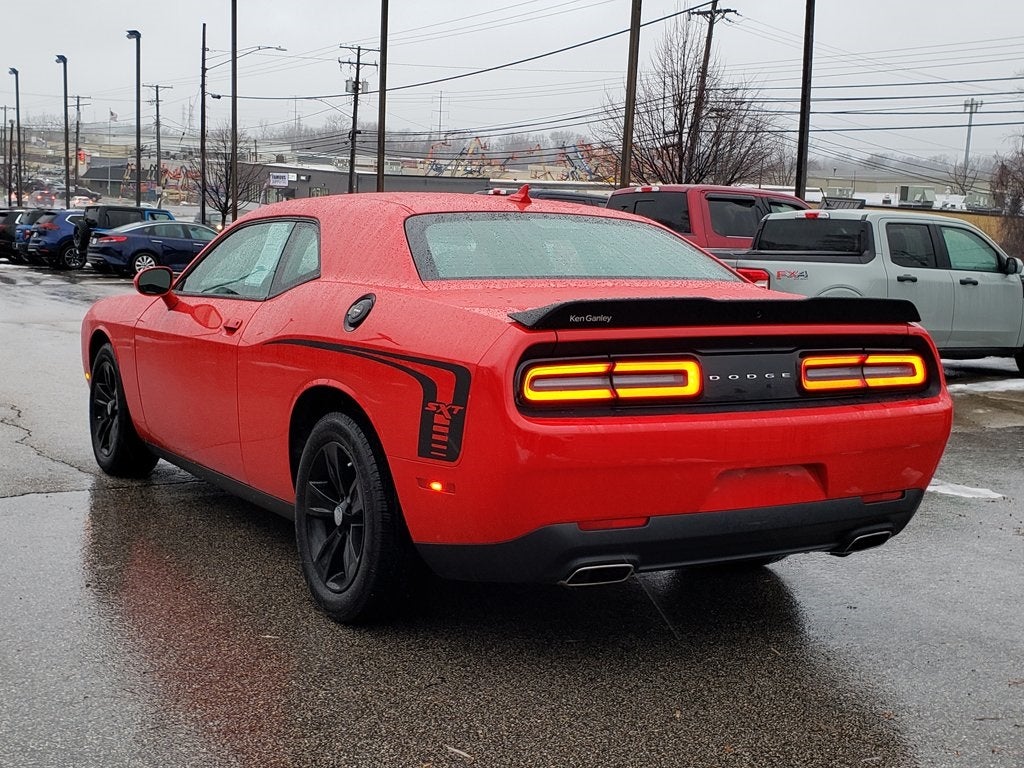 2019 Dodge Challenger SXT