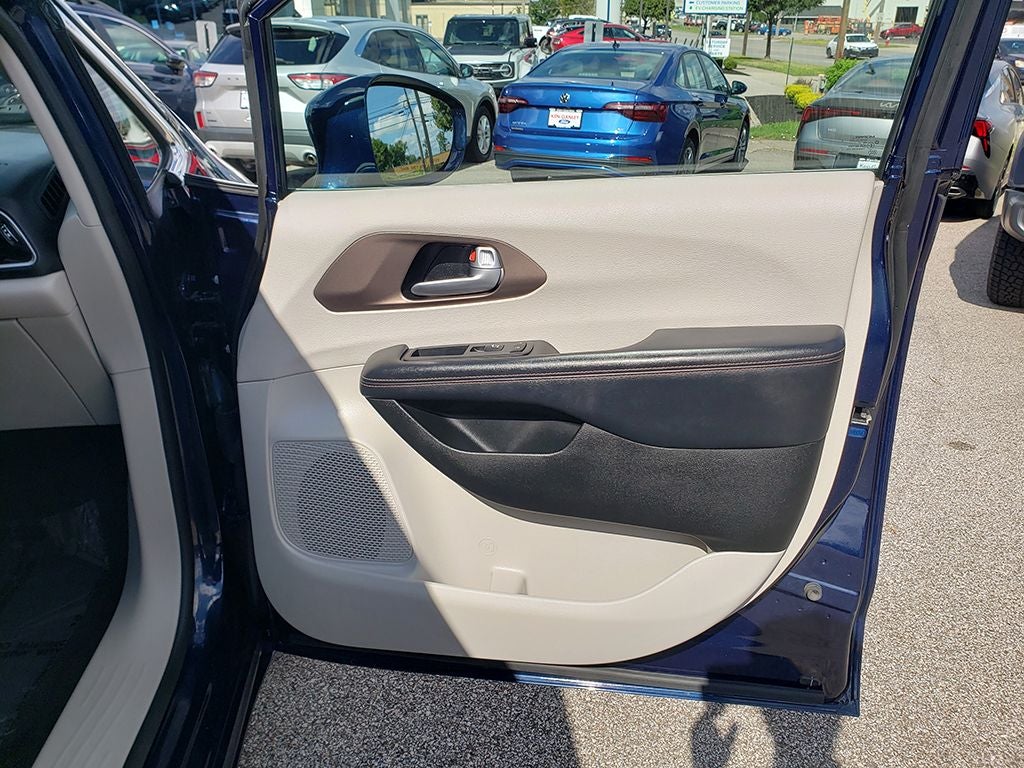 2018 Chrysler Pacifica Touring L