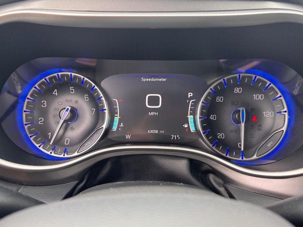 2023 Chrysler Pacifica Touring L