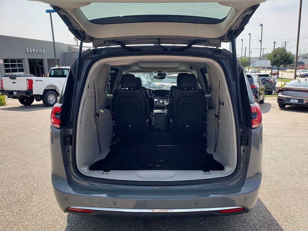 2022 Chrysler Pacifica Limited