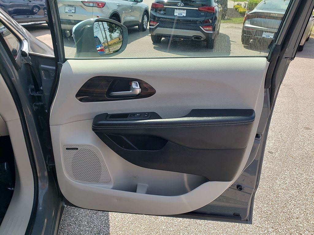 2022 Chrysler Pacifica Limited
