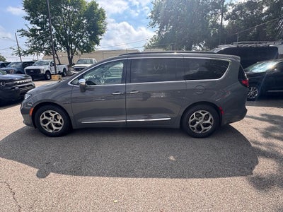 2022 Chrysler Pacifica Limited