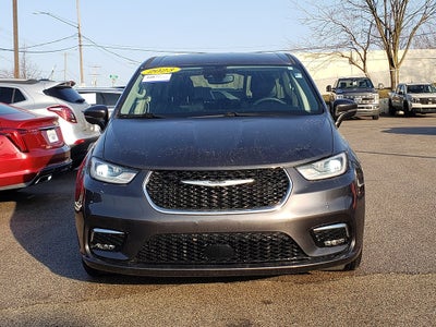 2023 Chrysler Pacifica Hybrid Touring L