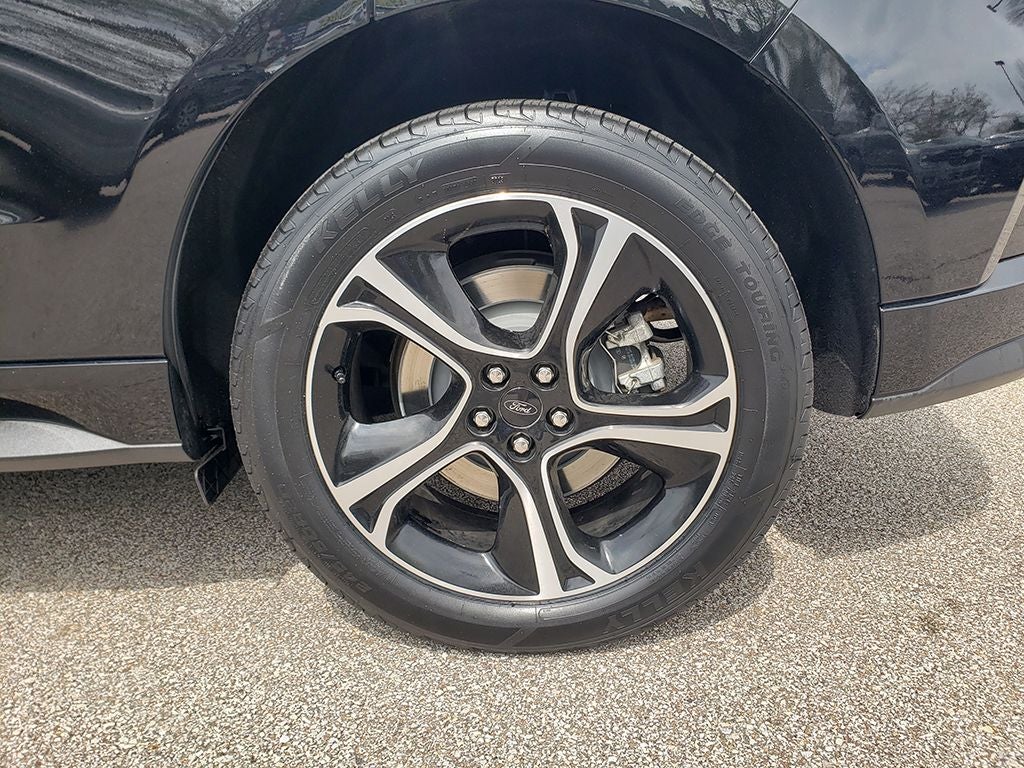 2023 Ford Edge ST