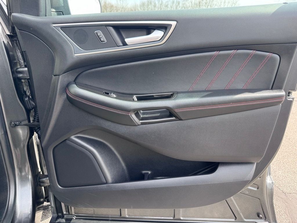 2020 Ford Edge ST Line