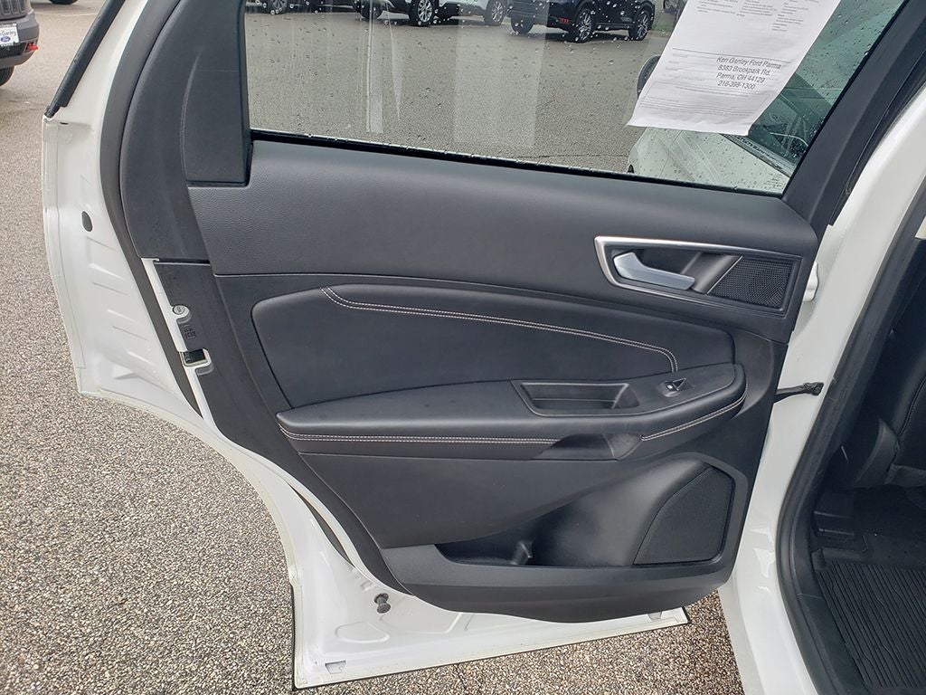 2023 Ford Edge Titanium