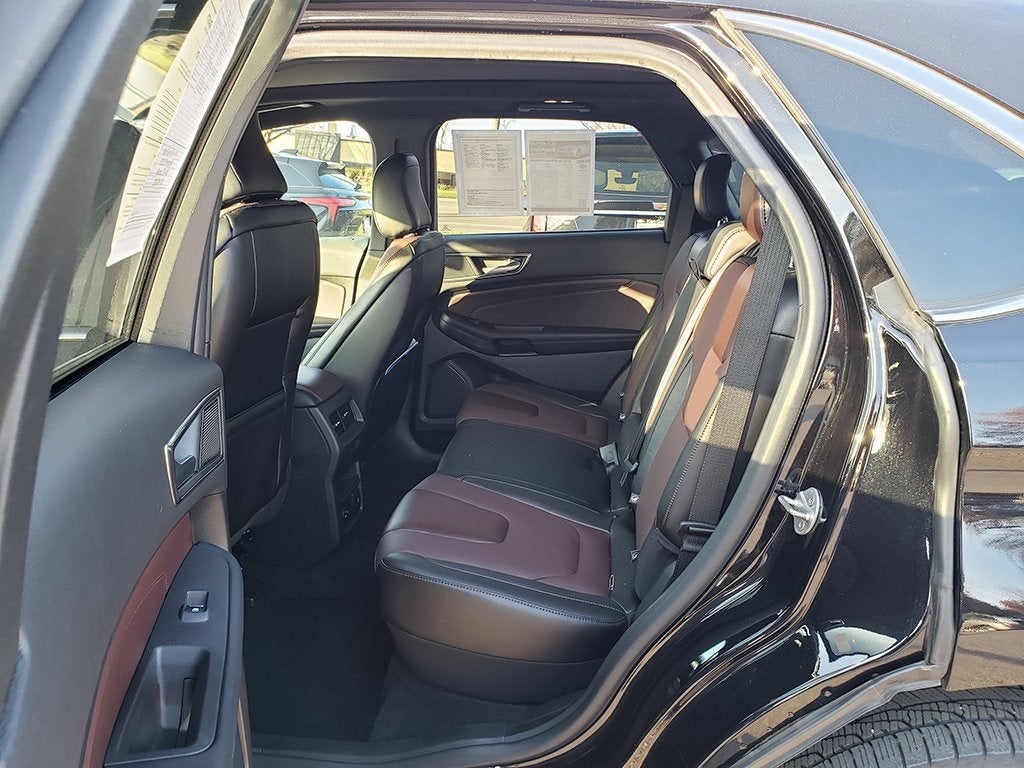 2021 Ford Edge Titanium