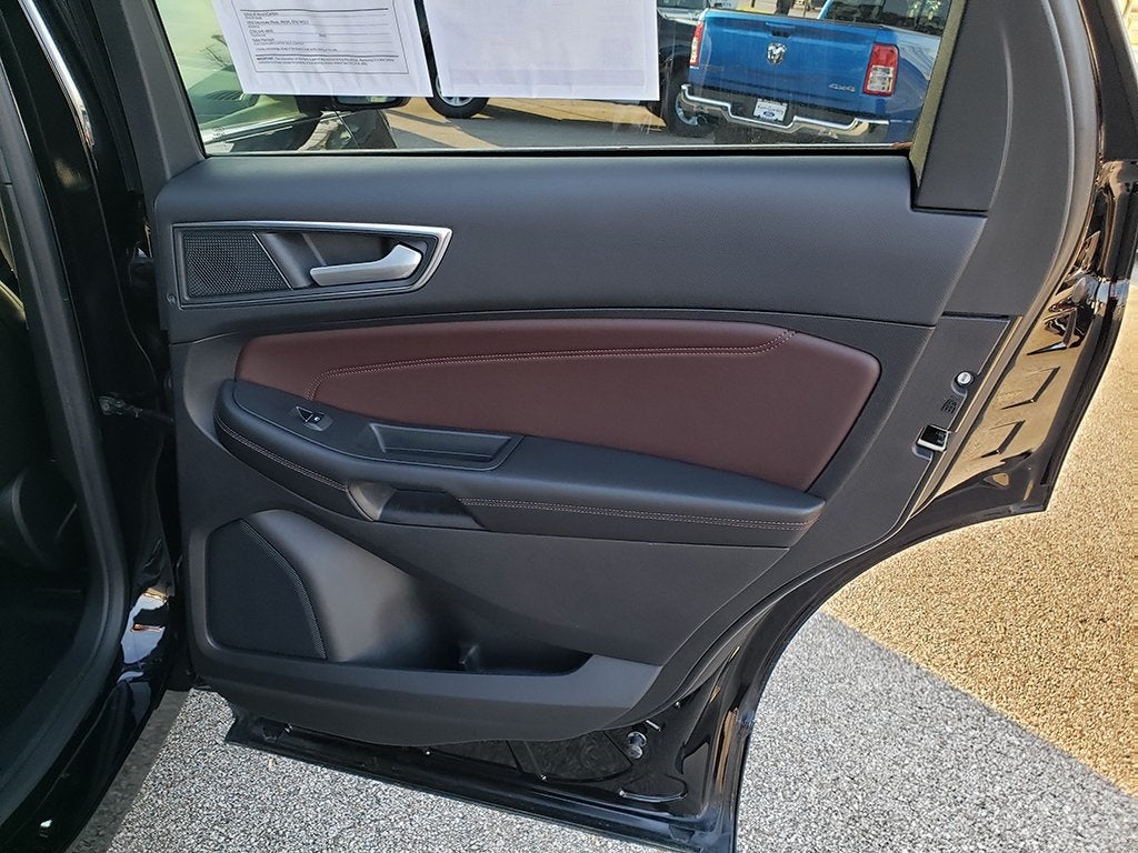 2021 Ford Edge Titanium