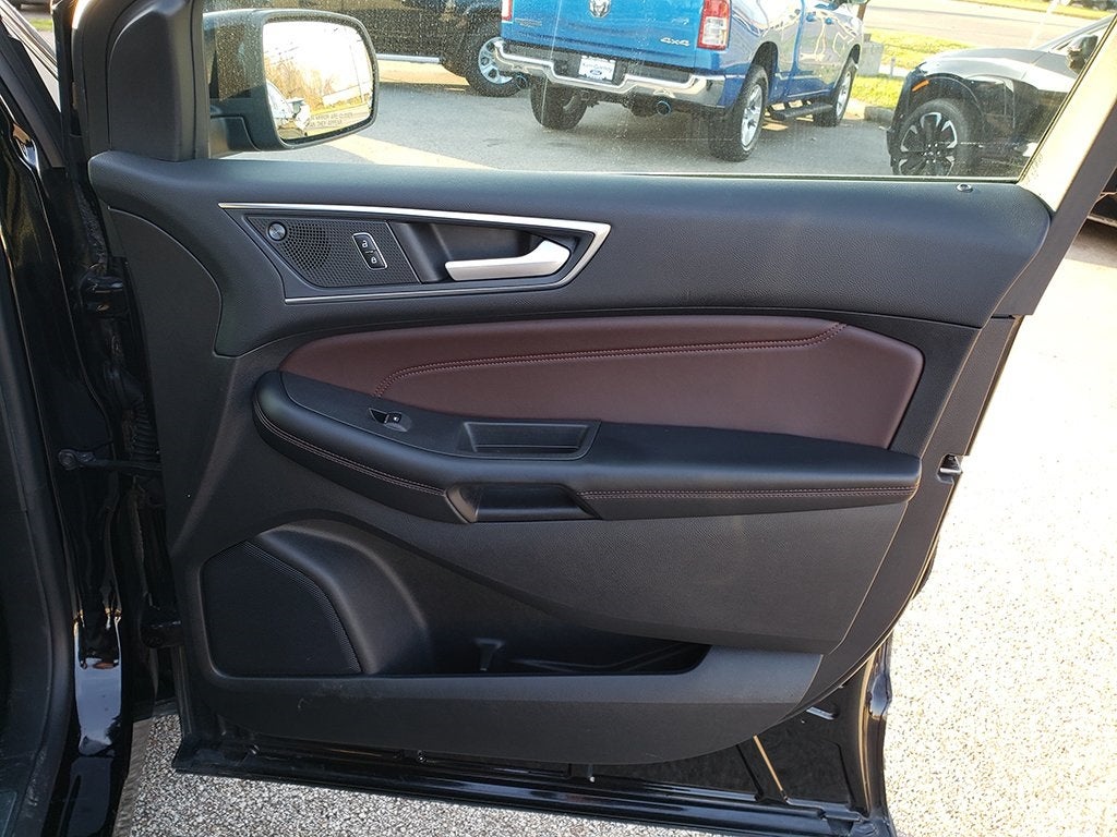 2021 Ford Edge Titanium