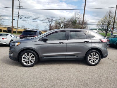 2023 Ford Edge Titanium