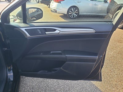 2020 Ford Fusion Hybrid SE