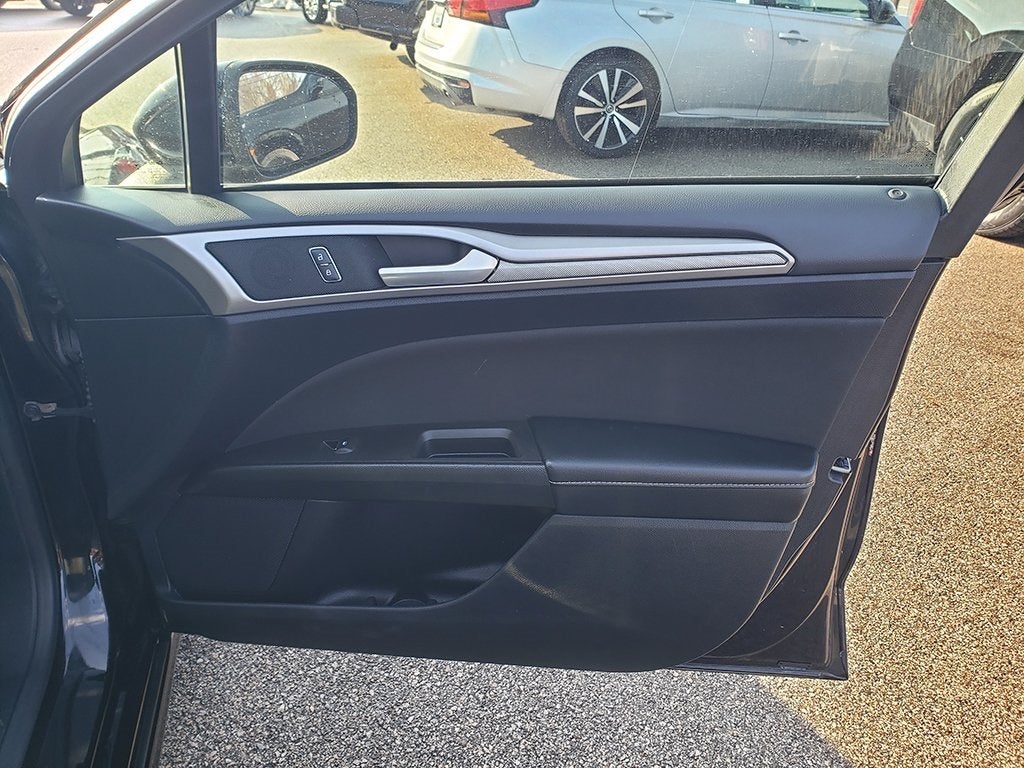 2020 Ford Fusion Hybrid SE