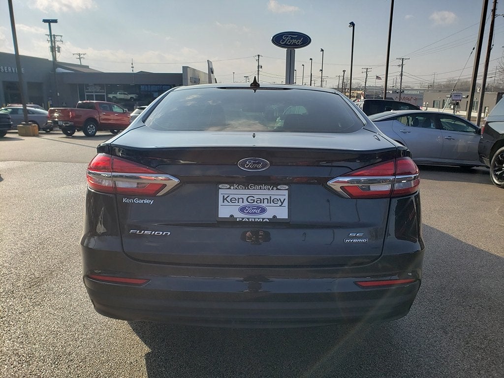 2020 Ford Fusion Hybrid SE