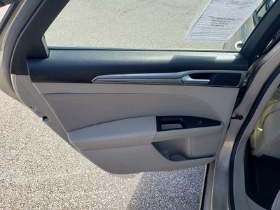 2019 Ford Fusion Hybrid SE