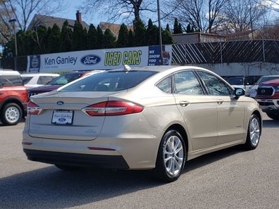 2019 Ford Fusion Hybrid SE